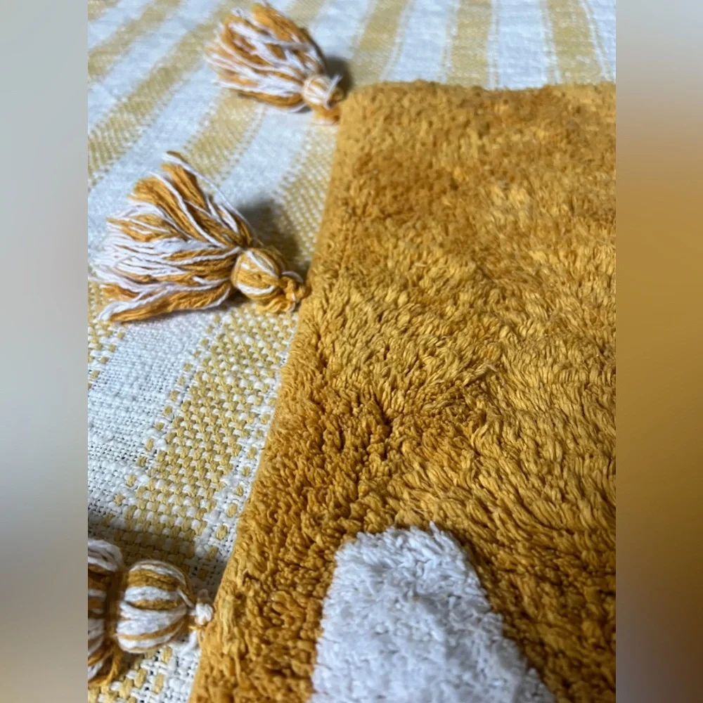Boho Shaggy Bathroom Mat with Tassels